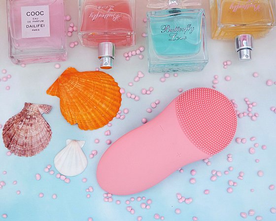 Silicone Facial Cleansing Brush  ����� ������� ������   �� 10 ���� ����� ���������, ����� ���    ������ ����� ������ ����� ���� �� ����� ��� �������   ��� TB-1788 