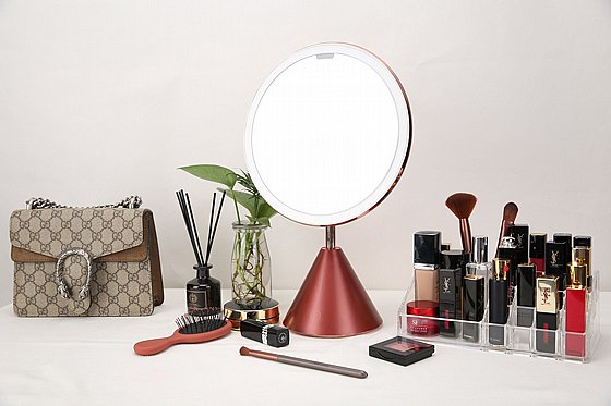 Smart Lighted Makeup Mirror    ���� ����� ���� �� ����� ����   3 ����� �����, ����� ������� �� 1 ��� 5, ���� ���� ������  ����� �����, ����� ����� ��� ���� ��� ���   ��� TB-1976 
